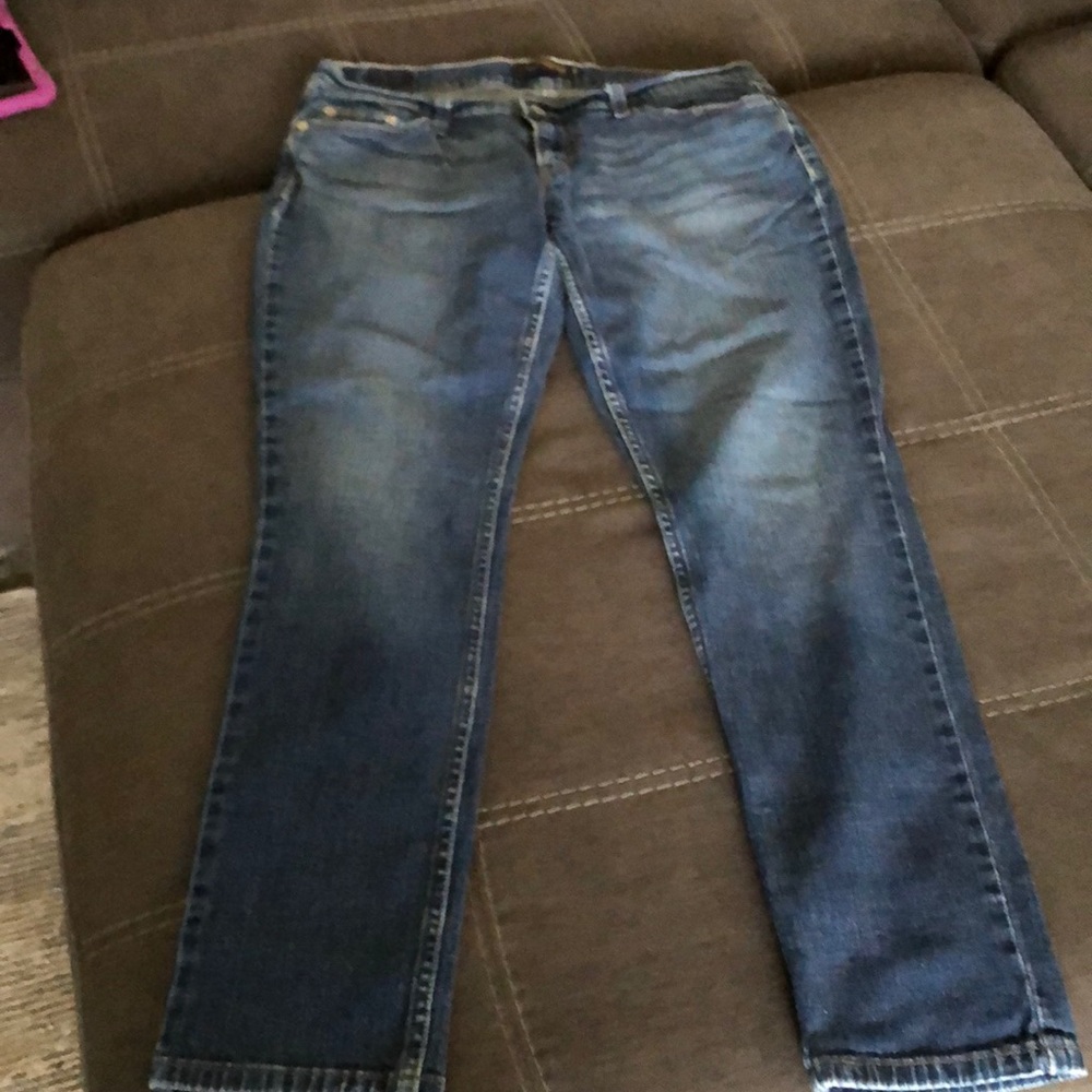 Levi’s 524  sz 11s skinny jeans